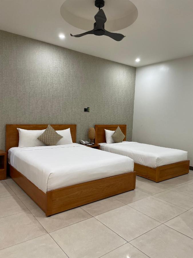 Lara Hotel Long Xuyen Exterior photo